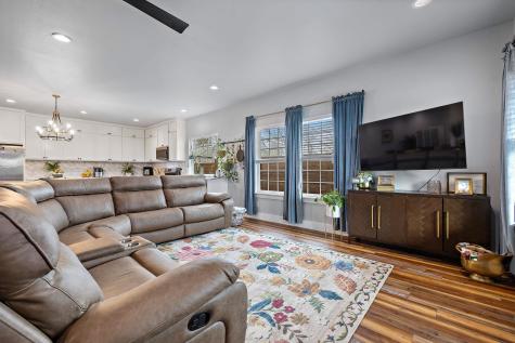 611 Elliott Street Taylor TX 76574