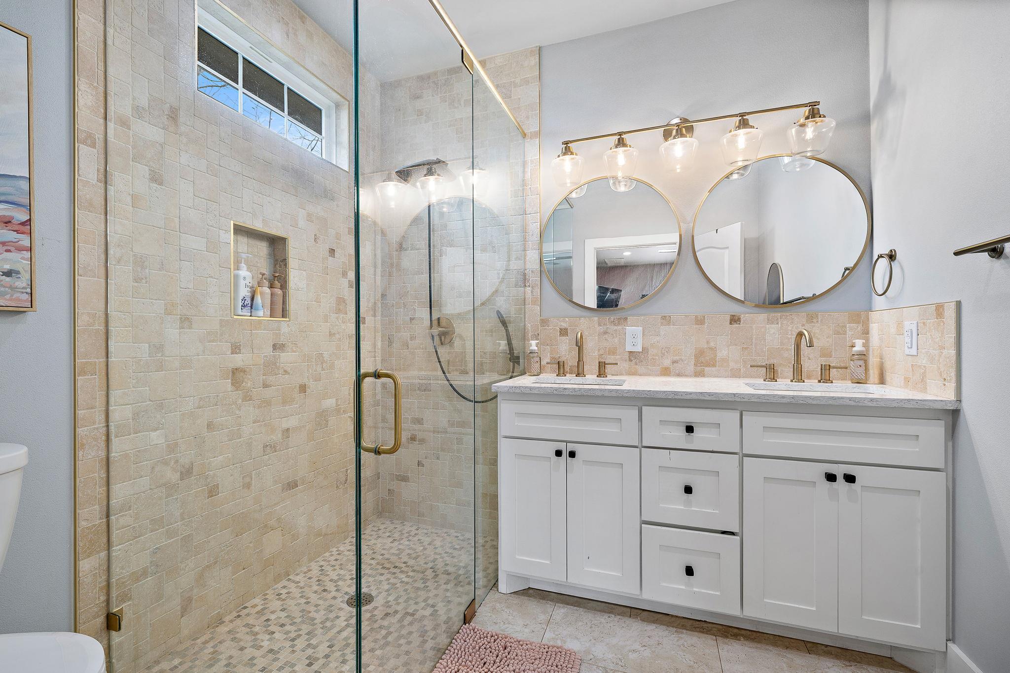 611 Elliott Street Taylor TX 76574