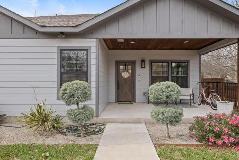 611 Elliott Street Taylor TX 76574