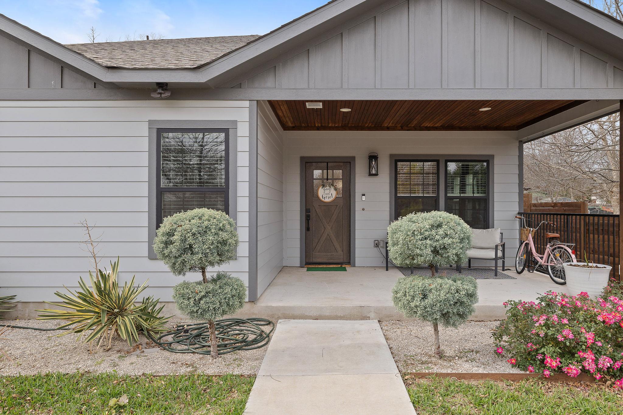 611 Elliott Street Taylor TX 76574