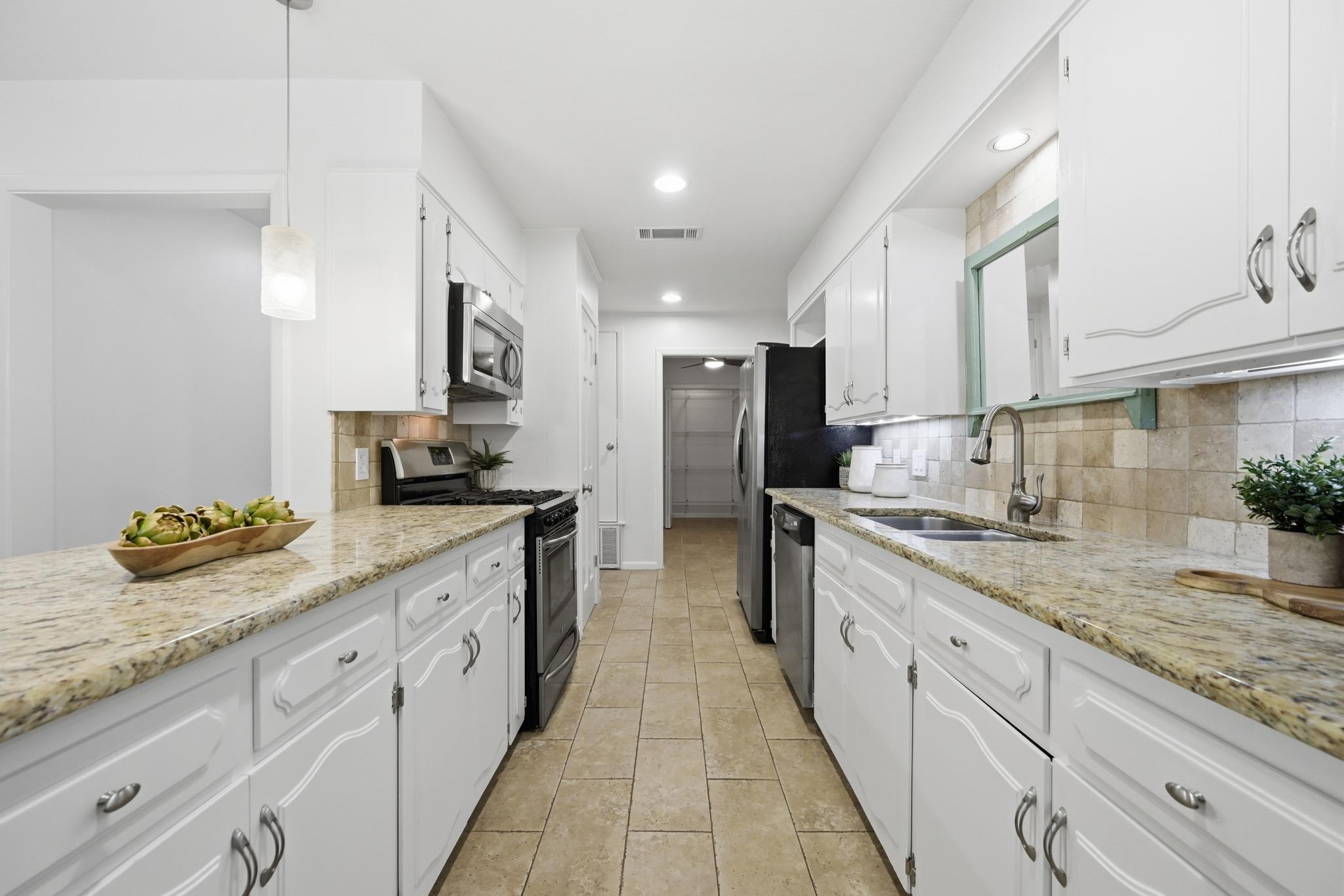 8503 Daleview Drive Austin TX 78757