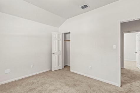 112 Major Lee Lane Jarrell TX 76537