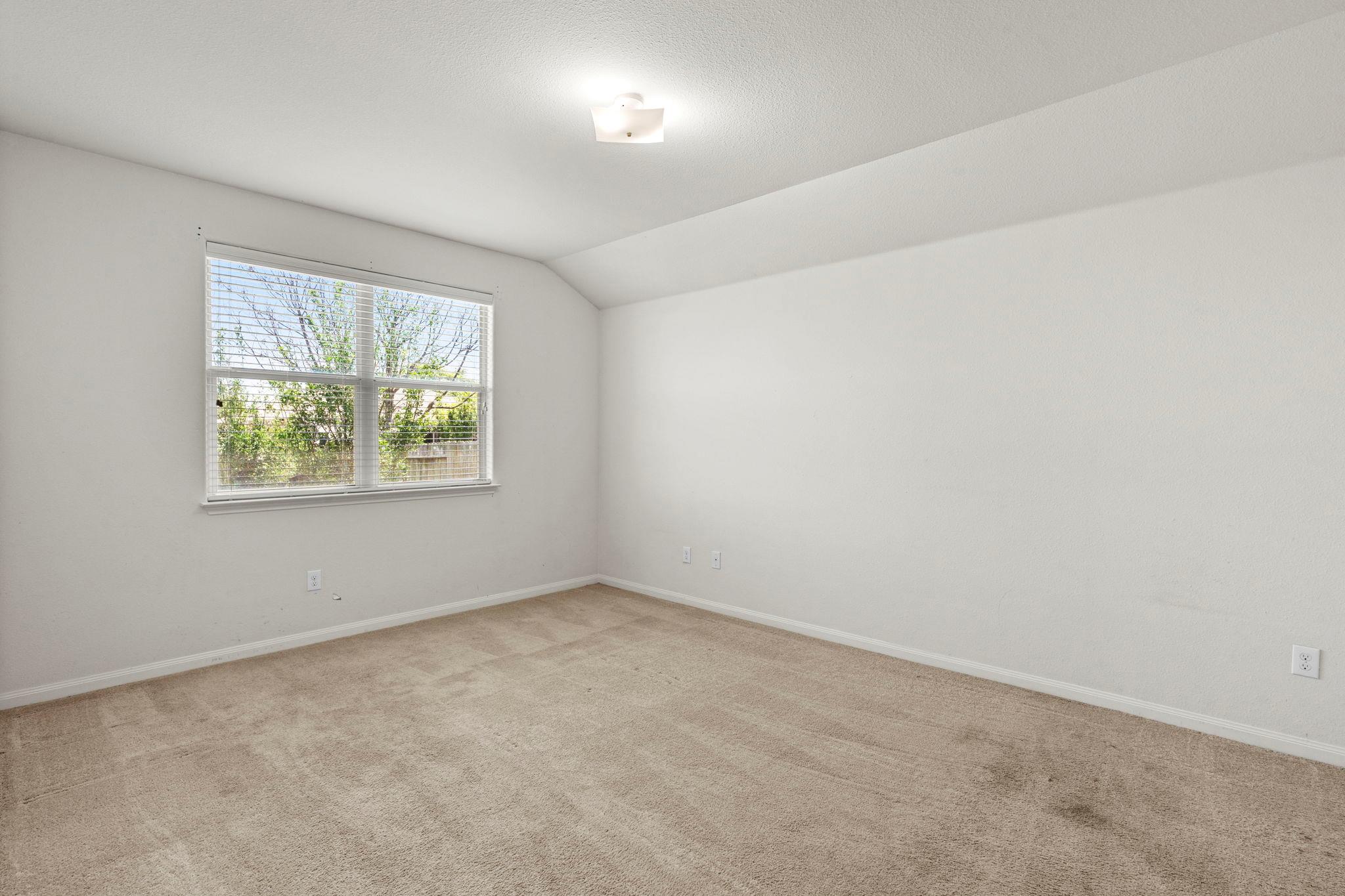 112 Major Lee Lane Jarrell TX 76537