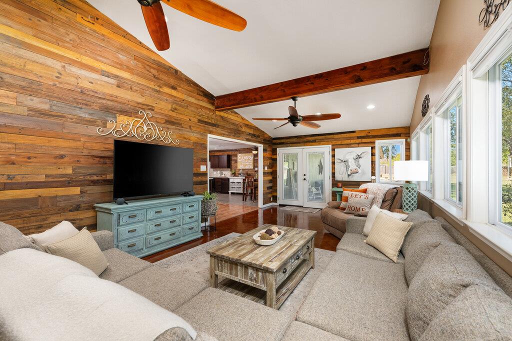 1802 Bumblebee Drive Pflugerville TX 78660