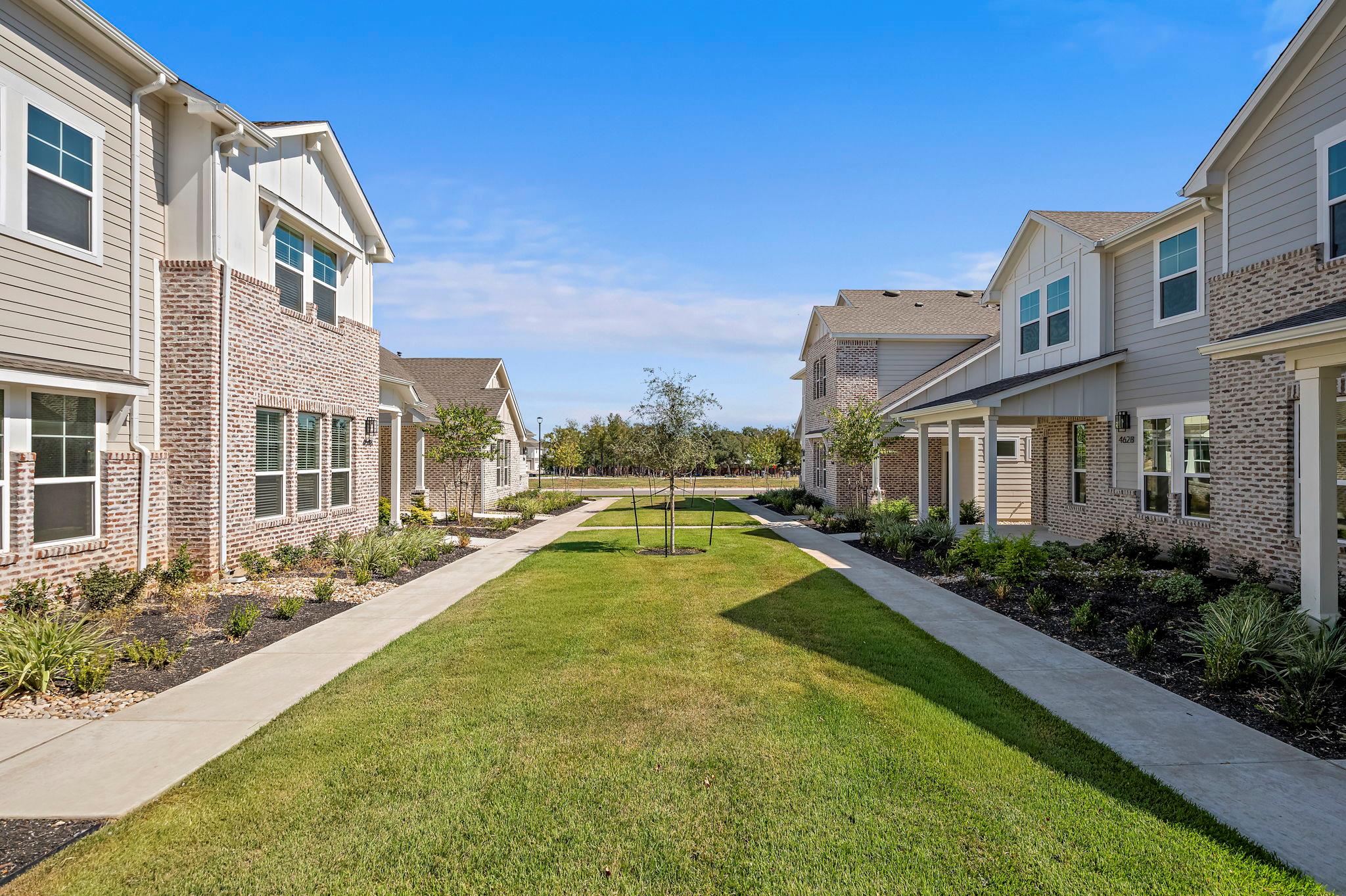 454 Orleanian Drive Buda TX 78610
