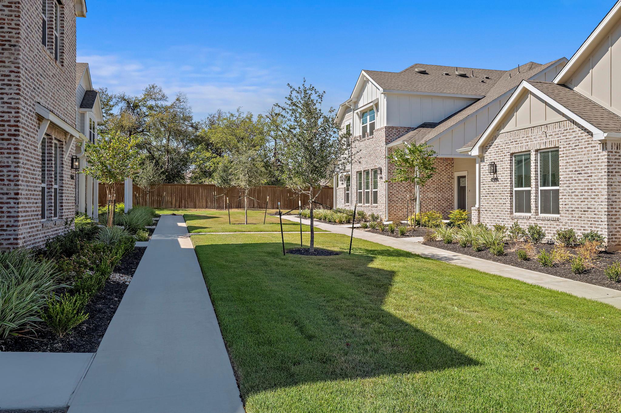 454 Orleanian Drive Buda TX 78610