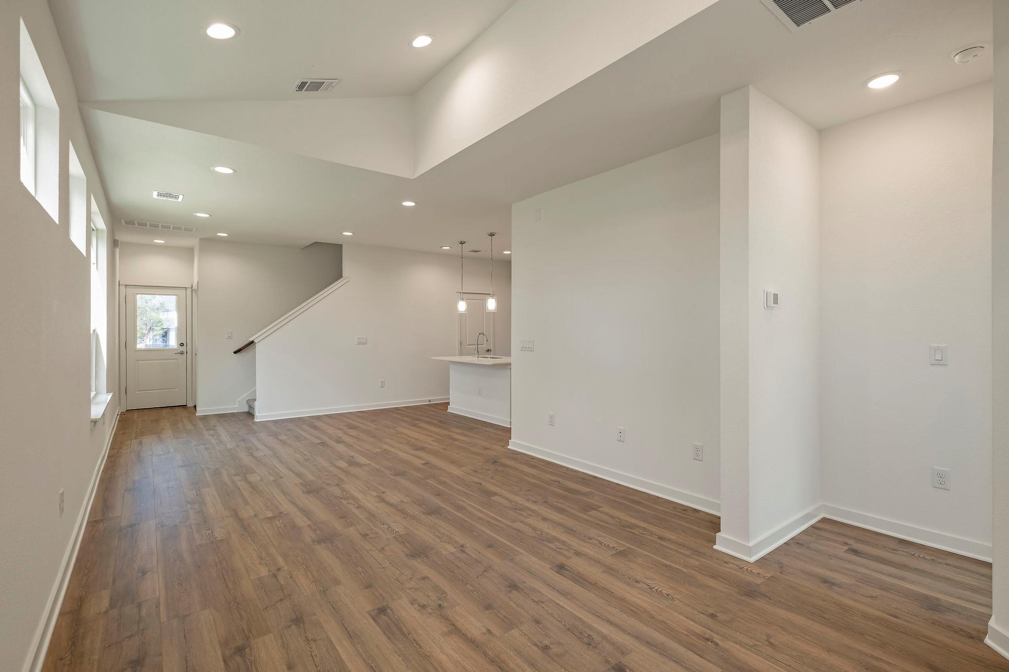 454 Orleanian Drive Buda TX 78610