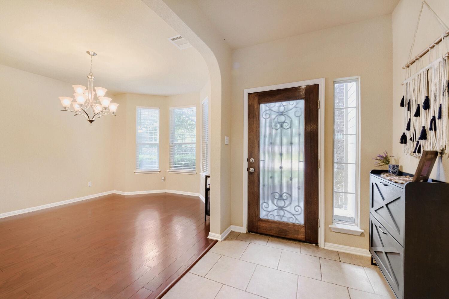 581 Middle Creek Buda TX 78610