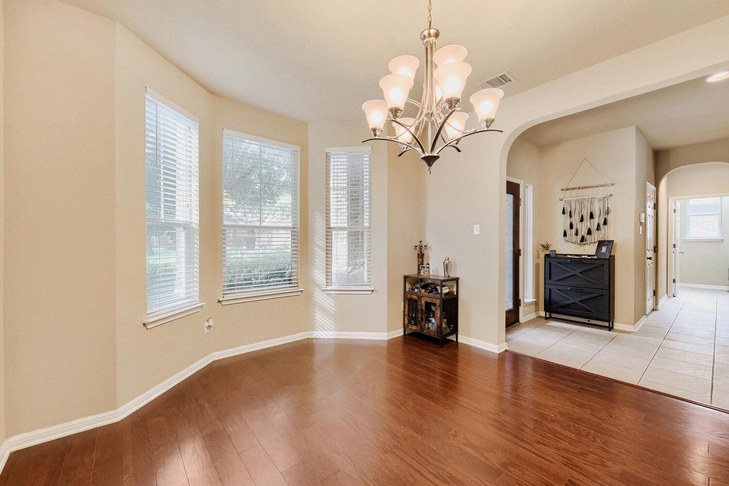 581 Middle Creek Buda TX 78610
