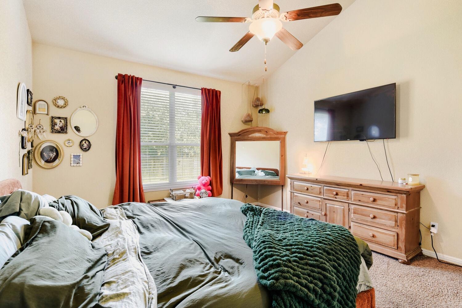 581 Middle Creek Buda TX 78610