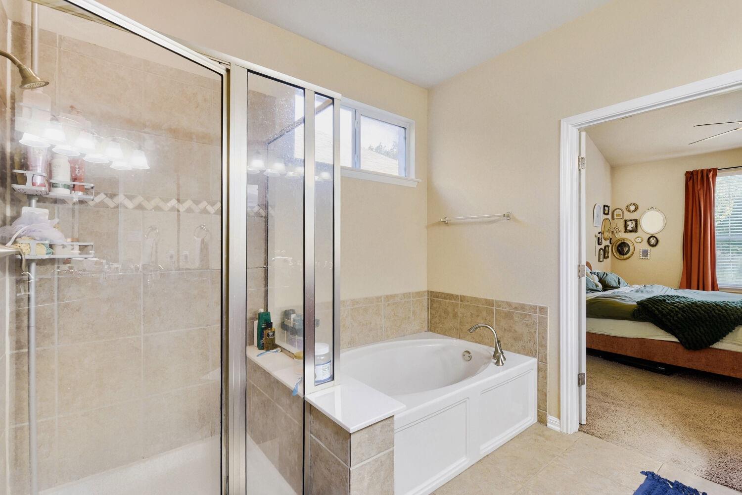 581 Middle Creek Buda TX 78610