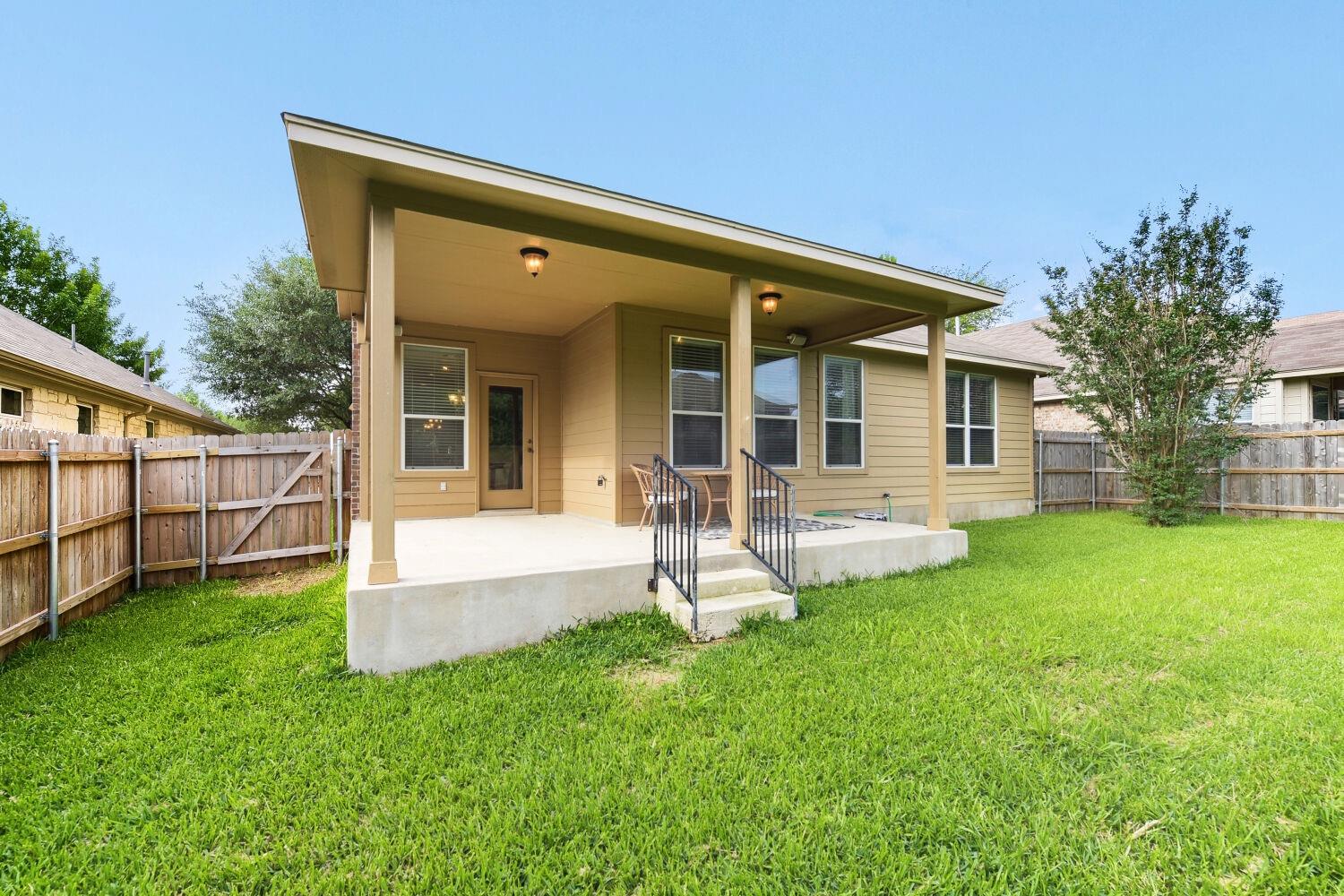 581 Middle Creek Buda TX 78610
