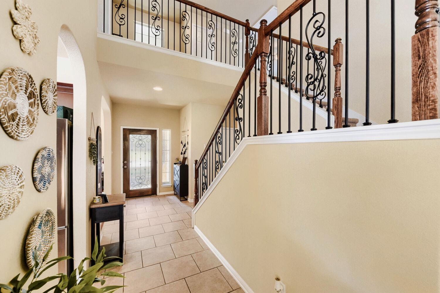 581 Middle Creek Buda TX 78610