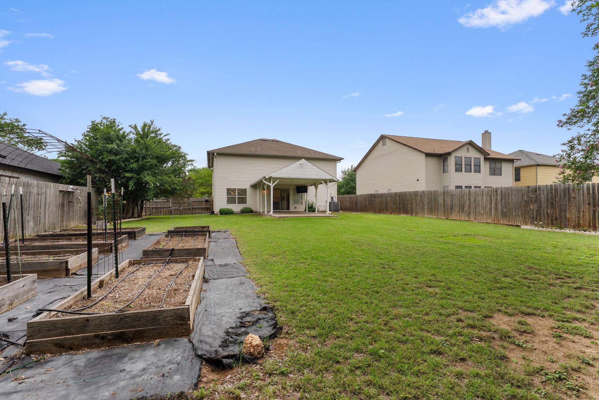 7327 Pusch Ridge Loop Austin TX 78749