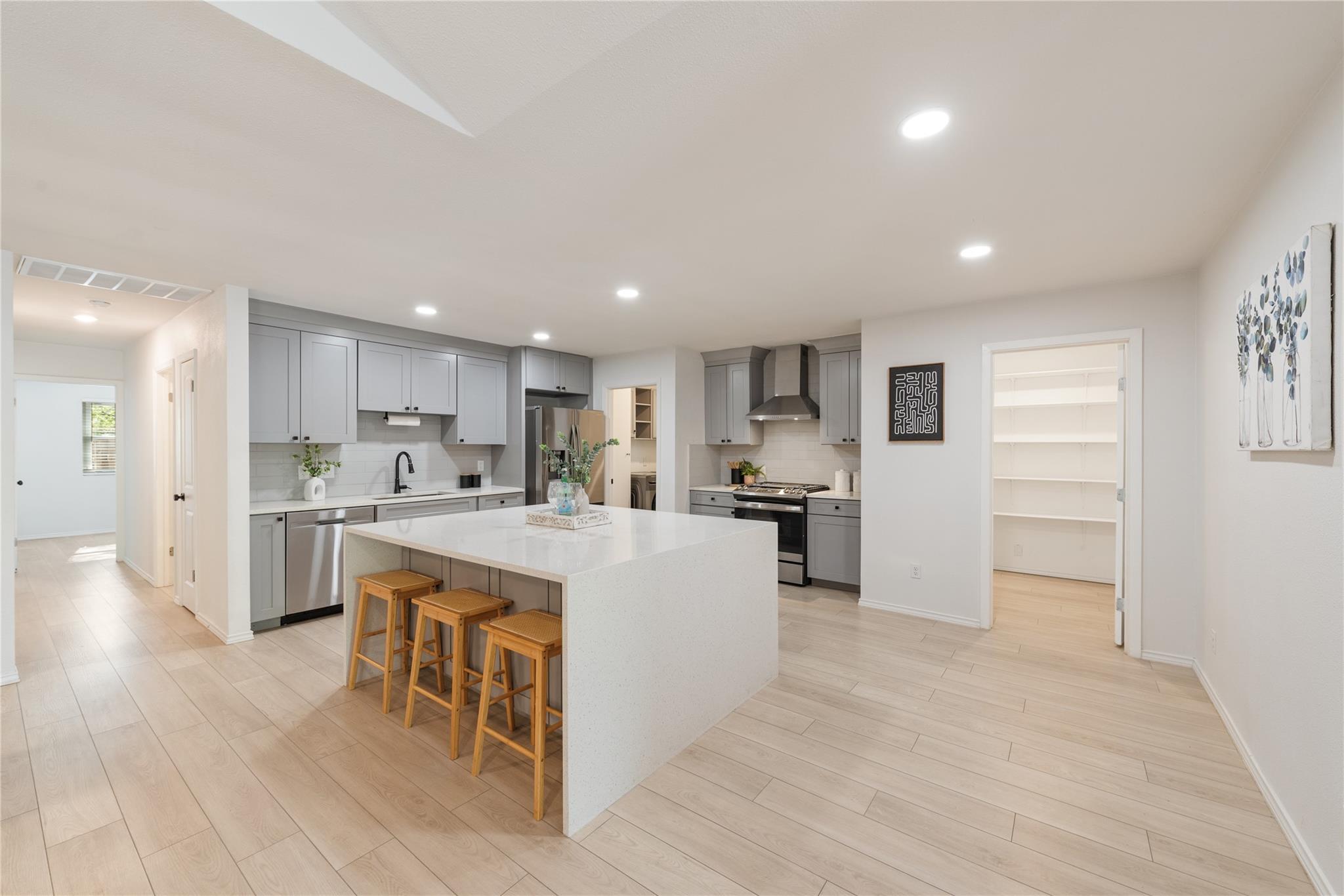 6809 Lunar Drive Austin TX 78745