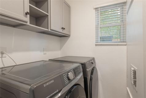 6809 Lunar Drive Austin TX 78745