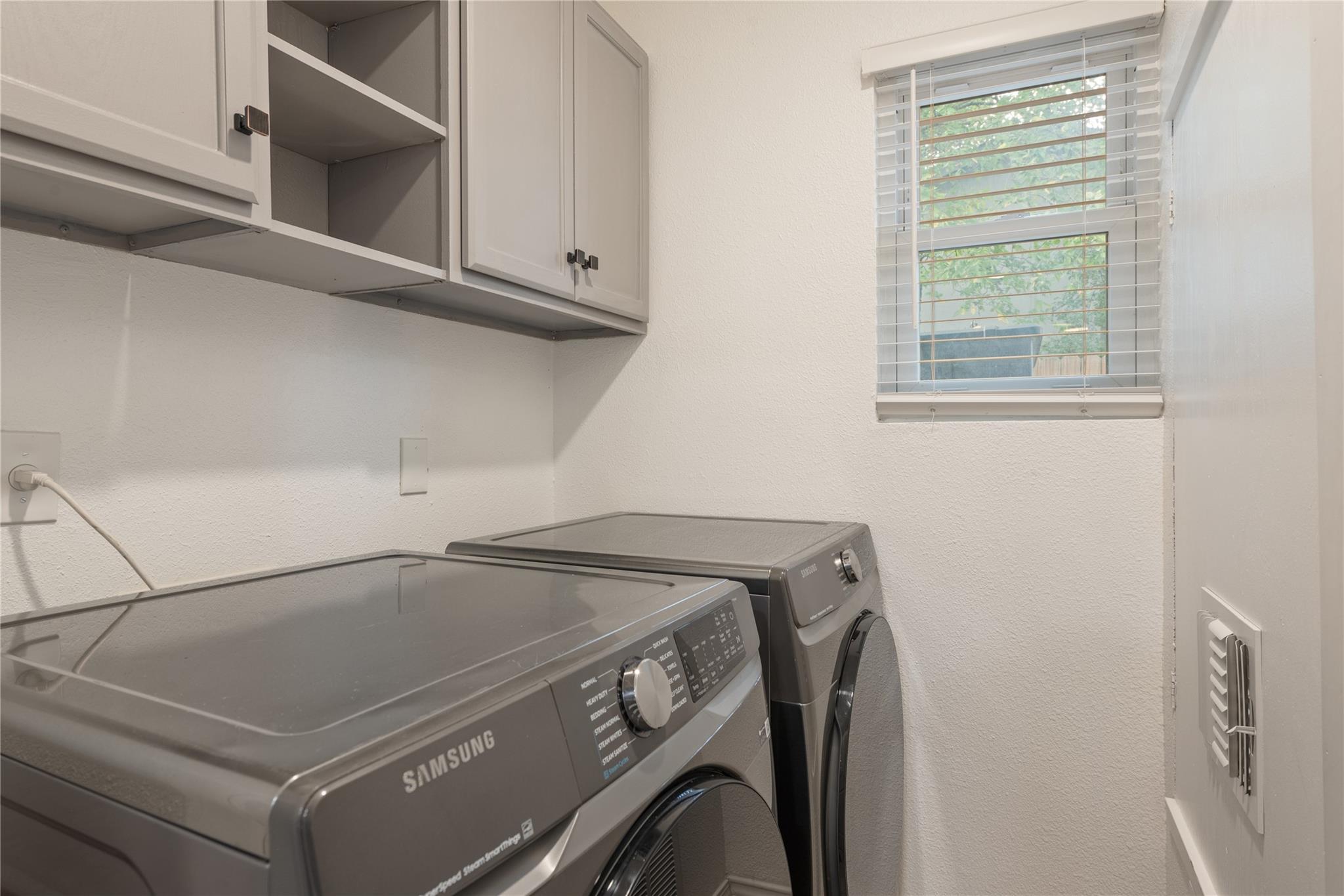 6809 Lunar Drive Austin TX 78745