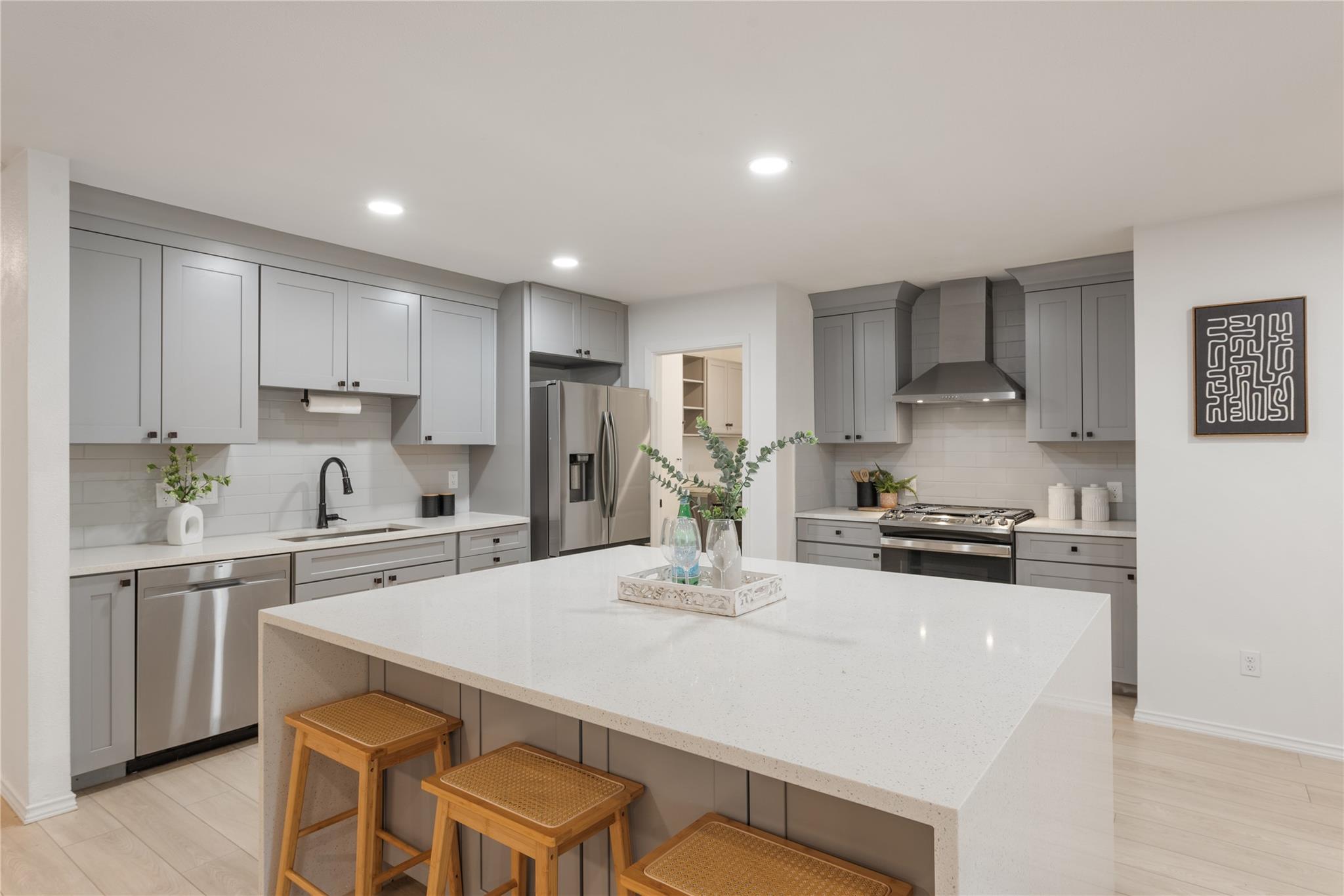 6809 Lunar Drive Austin TX 78745