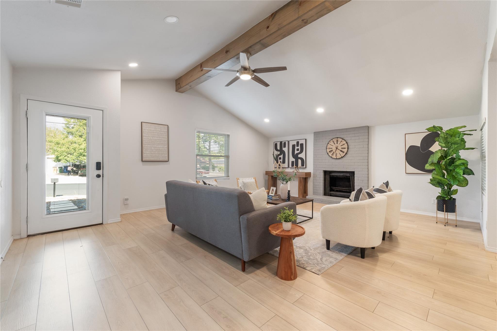 6809 Lunar Drive Austin TX 78745