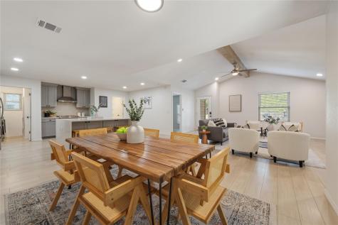 6809 Lunar Drive Austin TX 78745