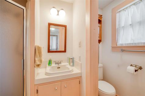 541 N Main Street La Grange TX 78945