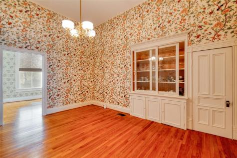 541 N Main Street La Grange TX 78945