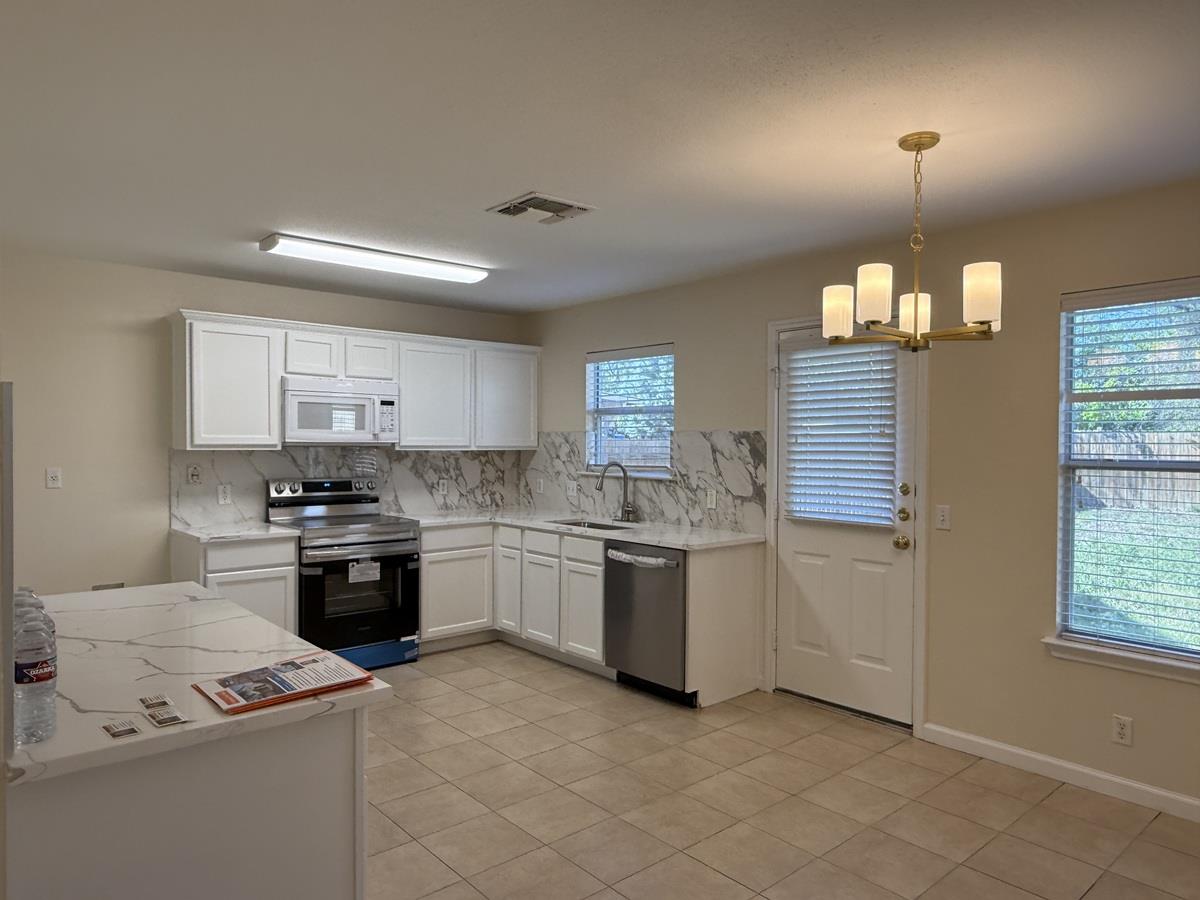 1444 Kenneys Way Round Rock TX 78665