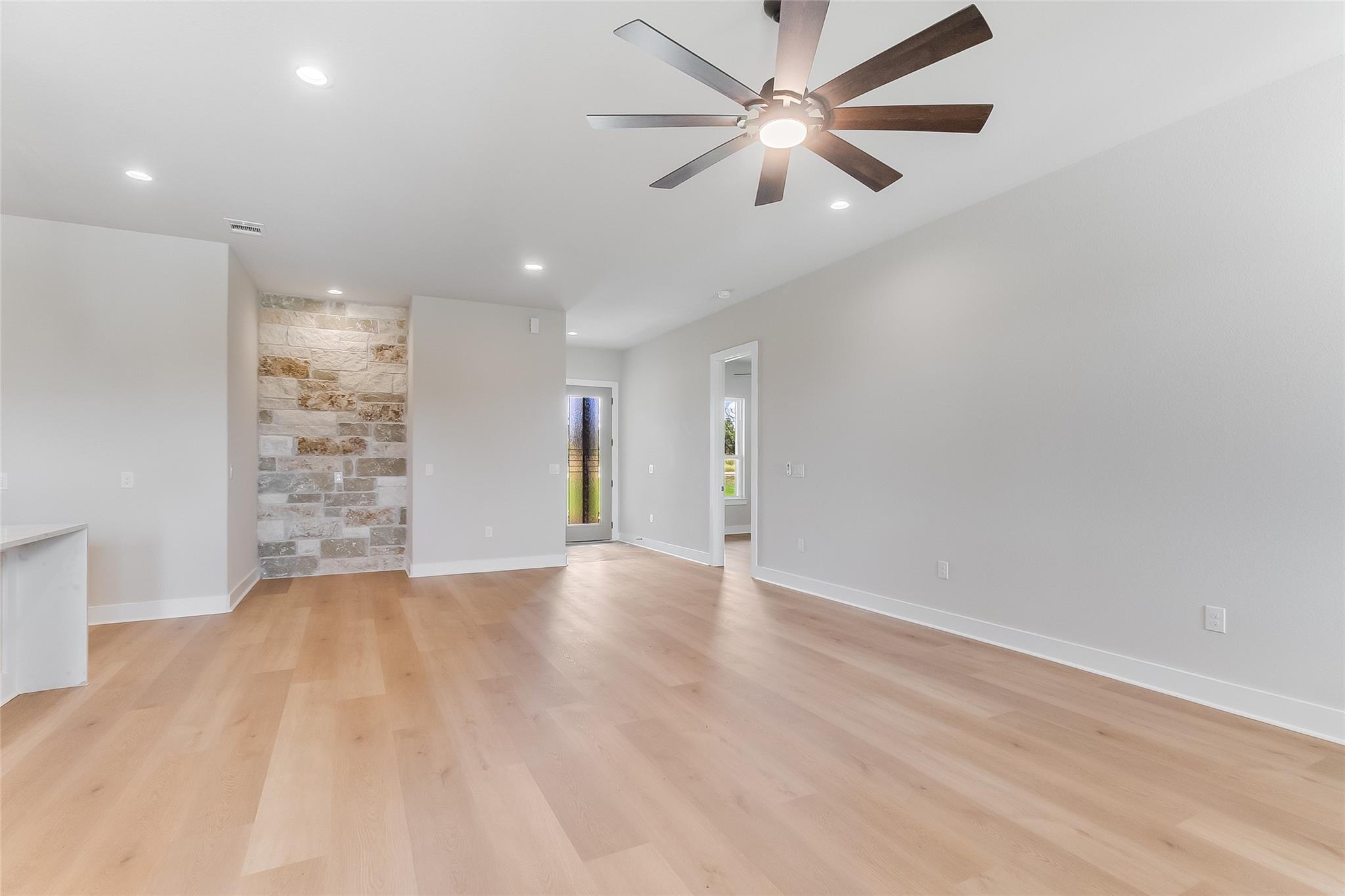 115 Draper Lane Bertram TX 78605