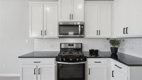 172 Brady Creek Way Leander TX 78641