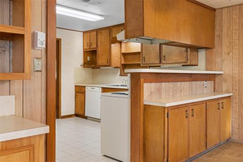 1014 S Madison Street La Grange TX 78945