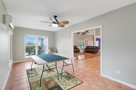 1701 E New Hope Drive Cedar Park TX 78641