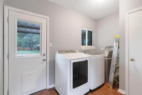 1701 E New Hope Drive Cedar Park TX 78641