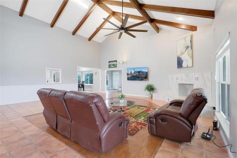 1701 E New Hope Drive Cedar Park TX 78641