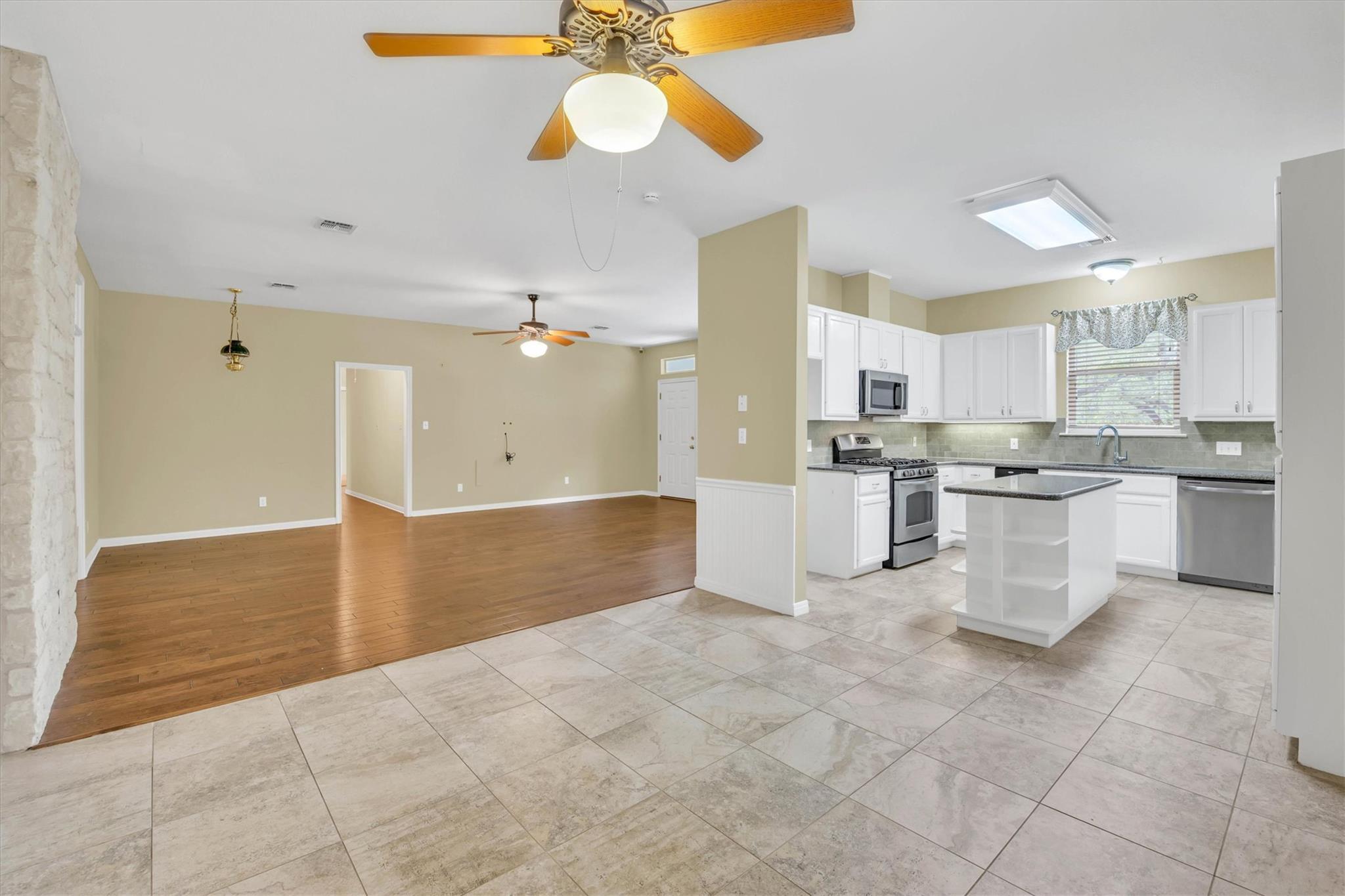 3016 Tradewind Drive Spicewood TX 78669