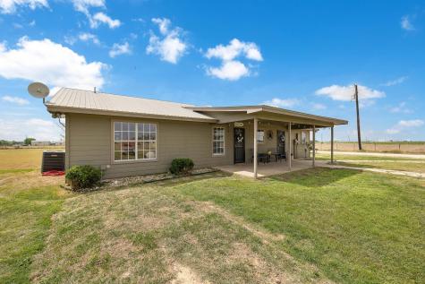 851 County Road 454 Road Taylor TX 76574