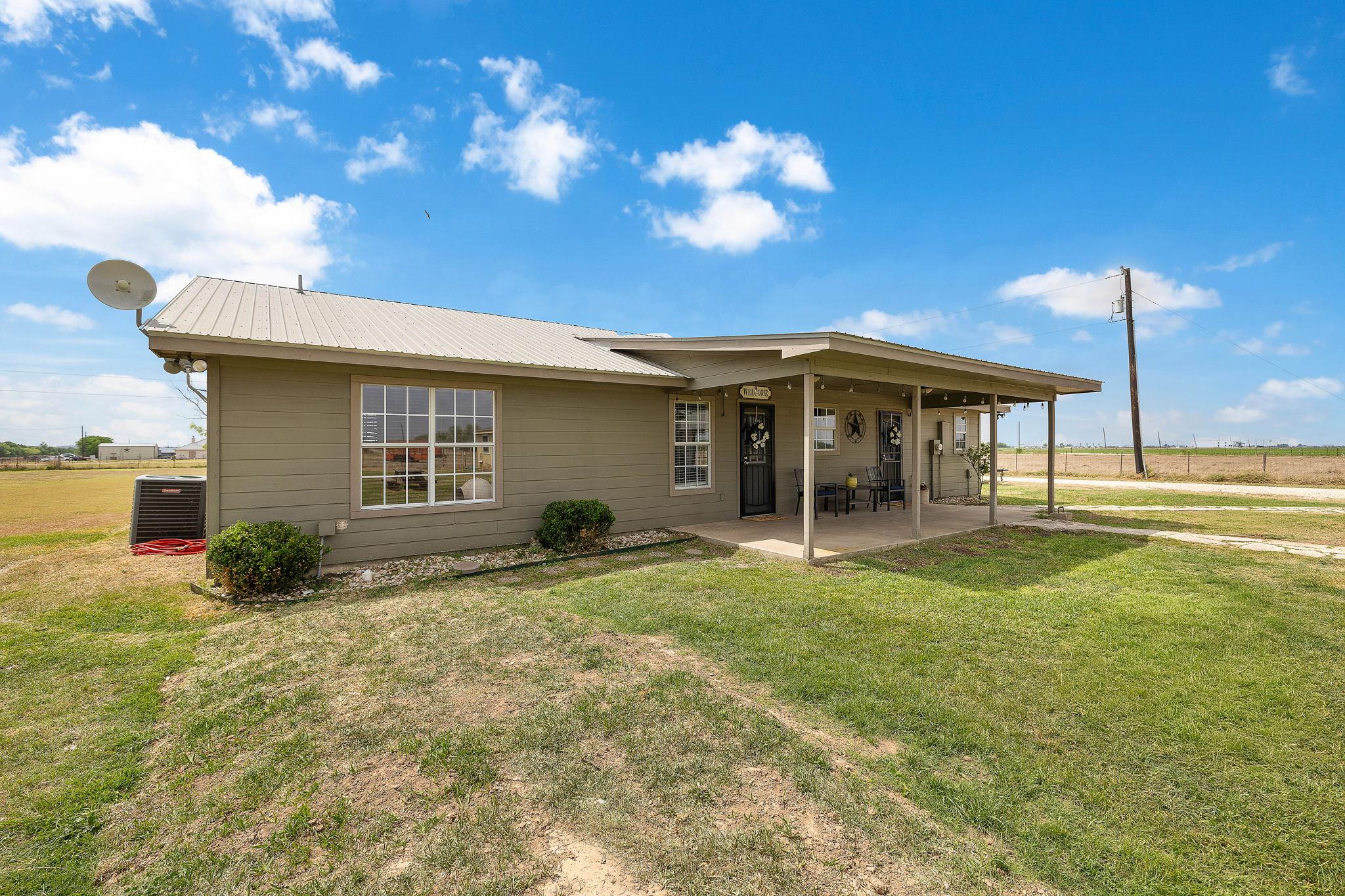 851 County Road 454 Road Taylor TX 76574