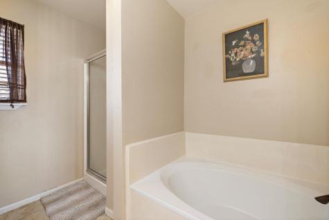 851 County Road 454 Road Taylor TX 76574