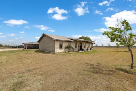 851 County Road 454 Road Taylor TX 76574