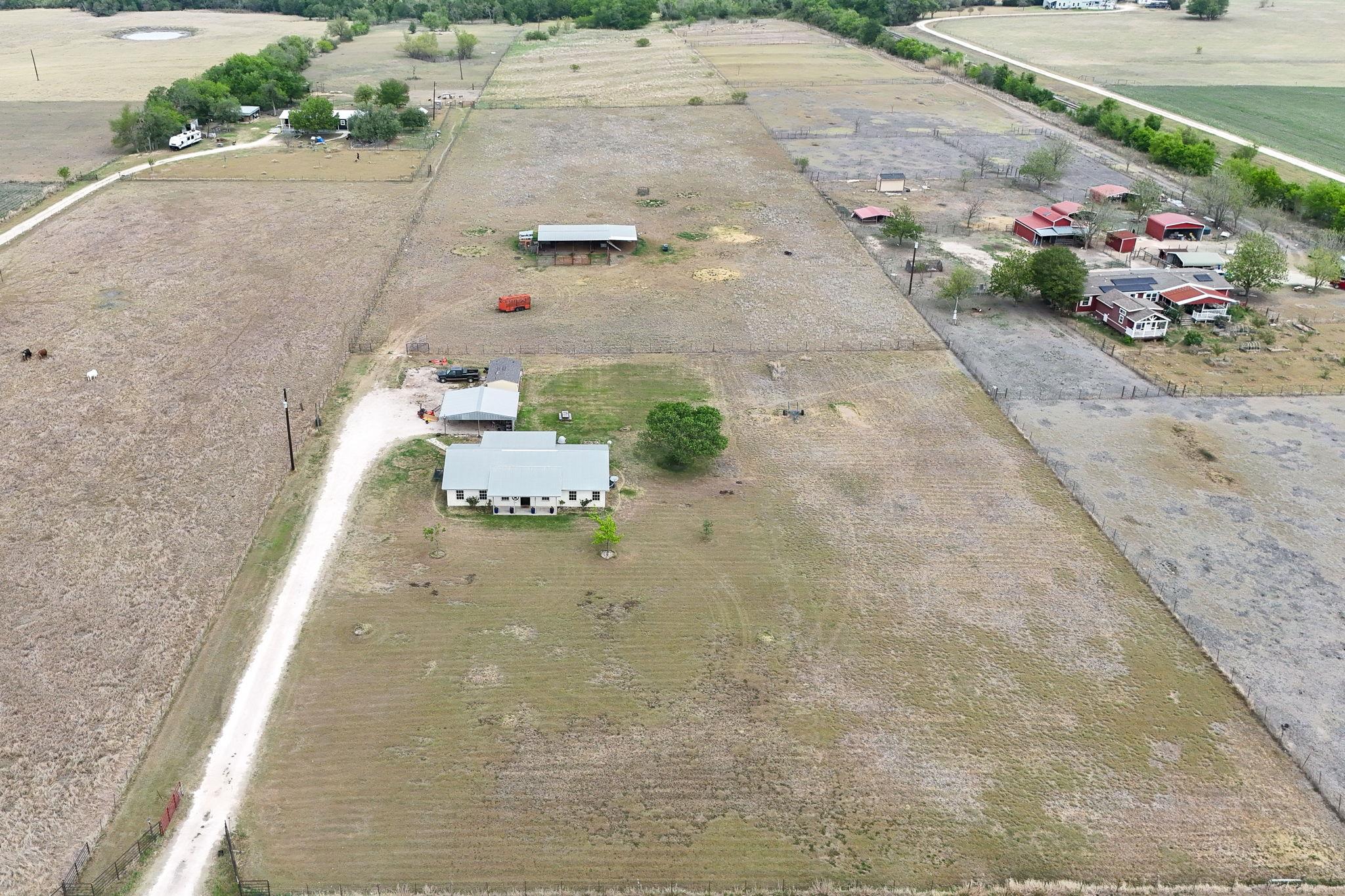 851 County Road 454 Road Taylor TX 76574