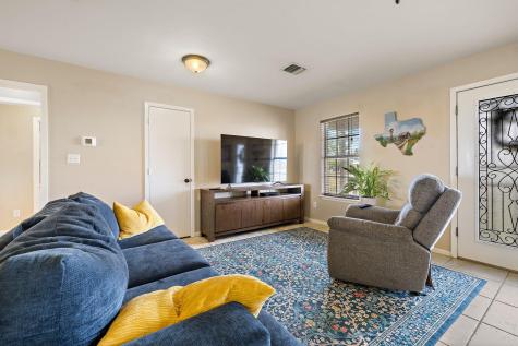 851 County Road 454 Road Taylor TX 76574