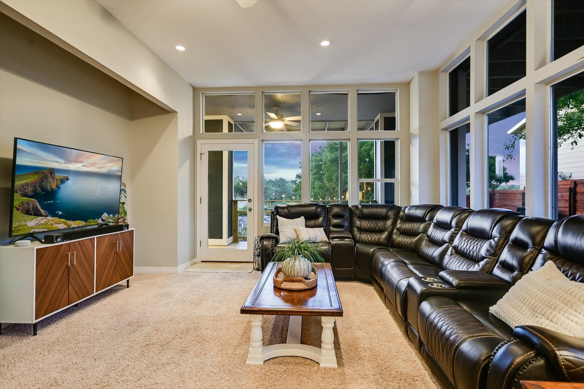 22514 Felicia Drive Spicewood TX 78669