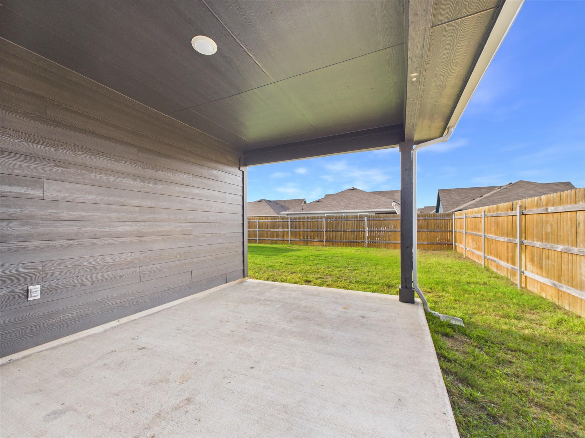 1012 Betsy Dr Drive Seguin TX 78155