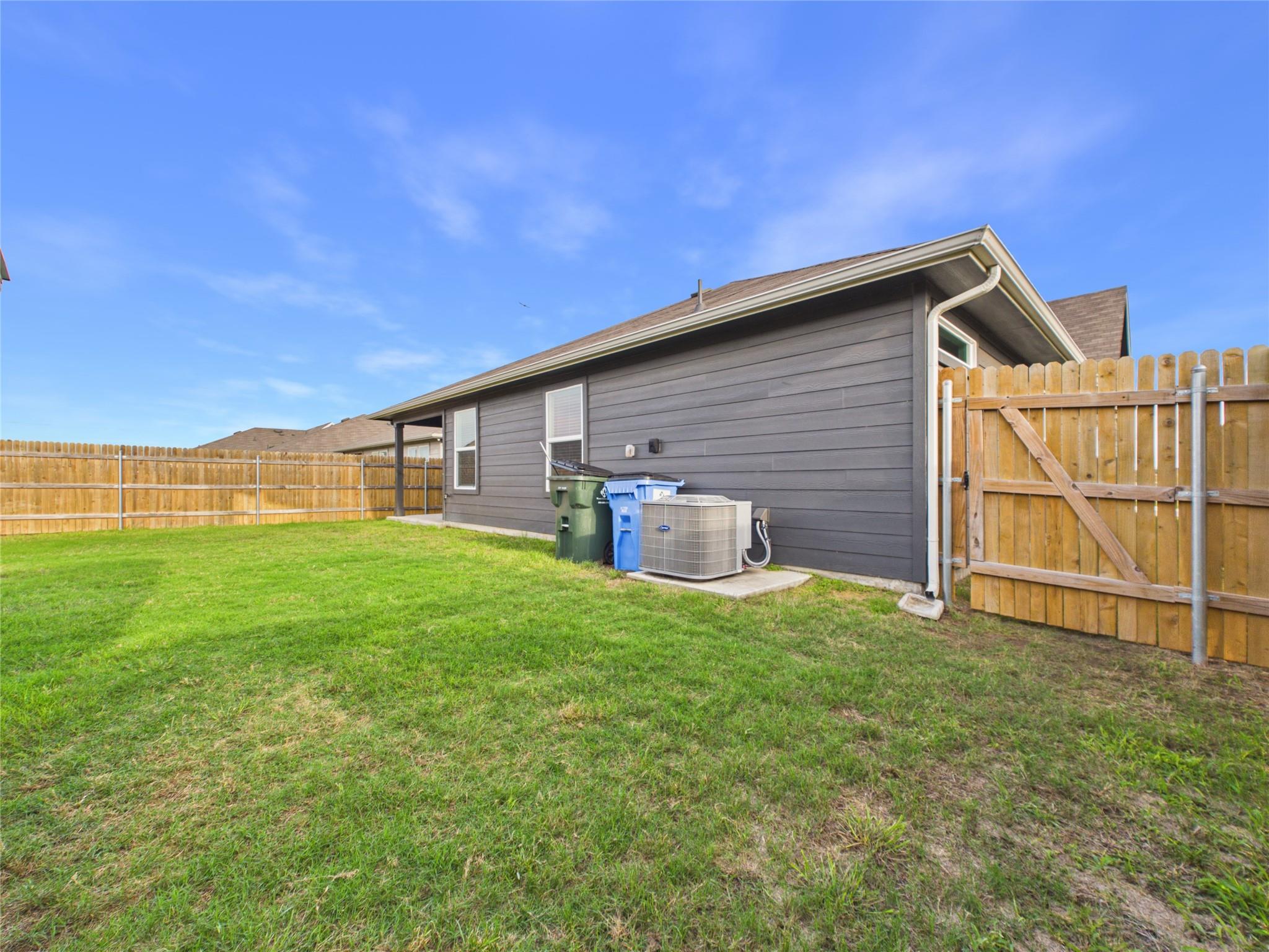 1012 Betsy Dr Drive Seguin TX 78155