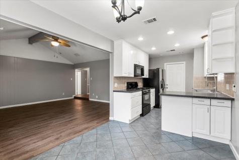 12103 Wycliff Lane Austin TX 78727