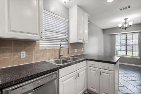 12103 Wycliff Lane Austin TX 78727
