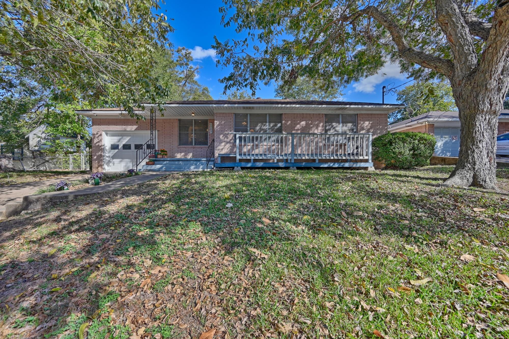 1703 S Day Street Brenham TX 77833