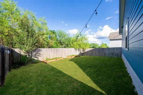 7120 Tonka Lane Austin TX 78744