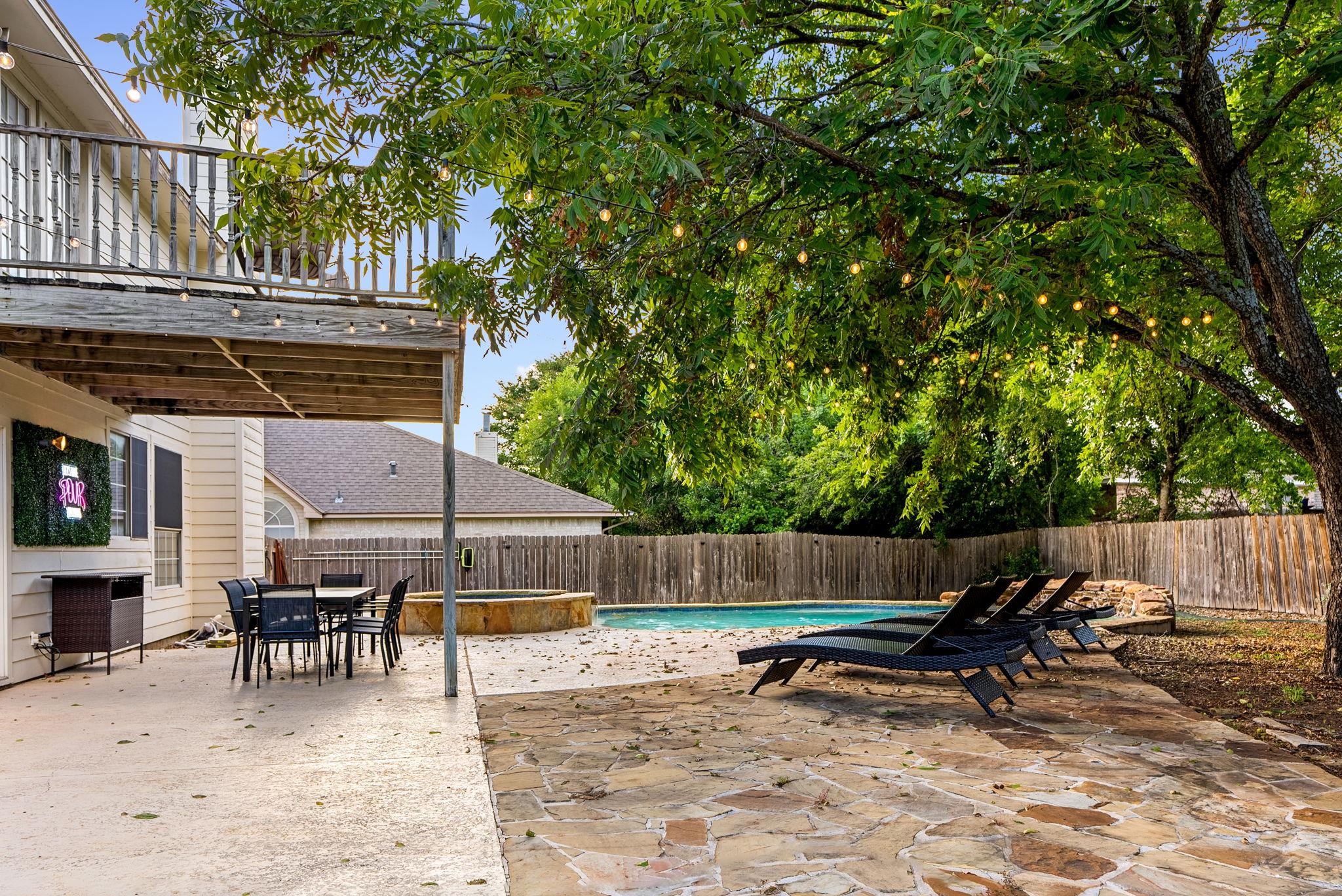 1247 Rocky Creek Drive Pflugerville TX 78660