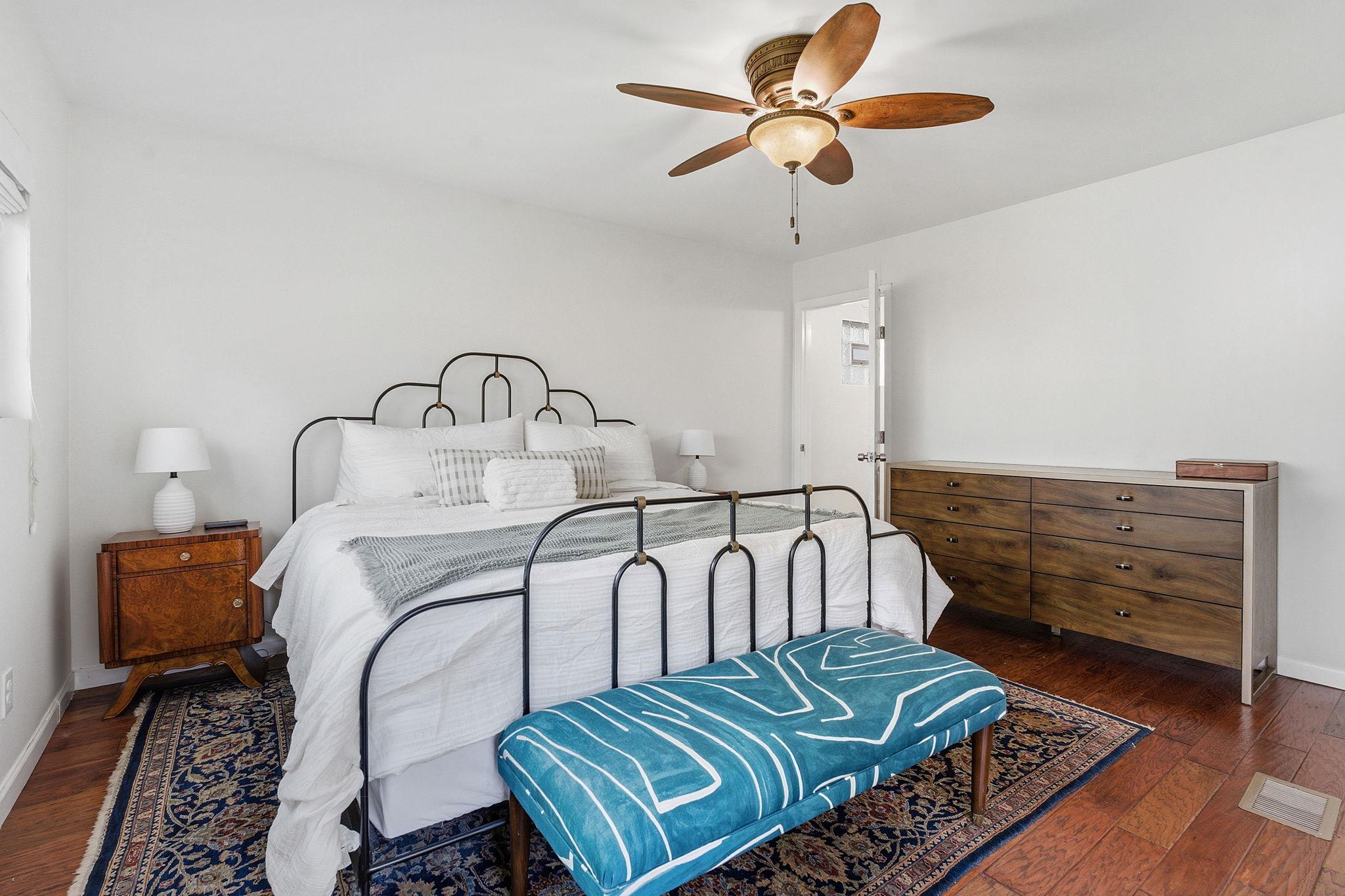 912 E 55th 1/2 Street Austin TX 78751