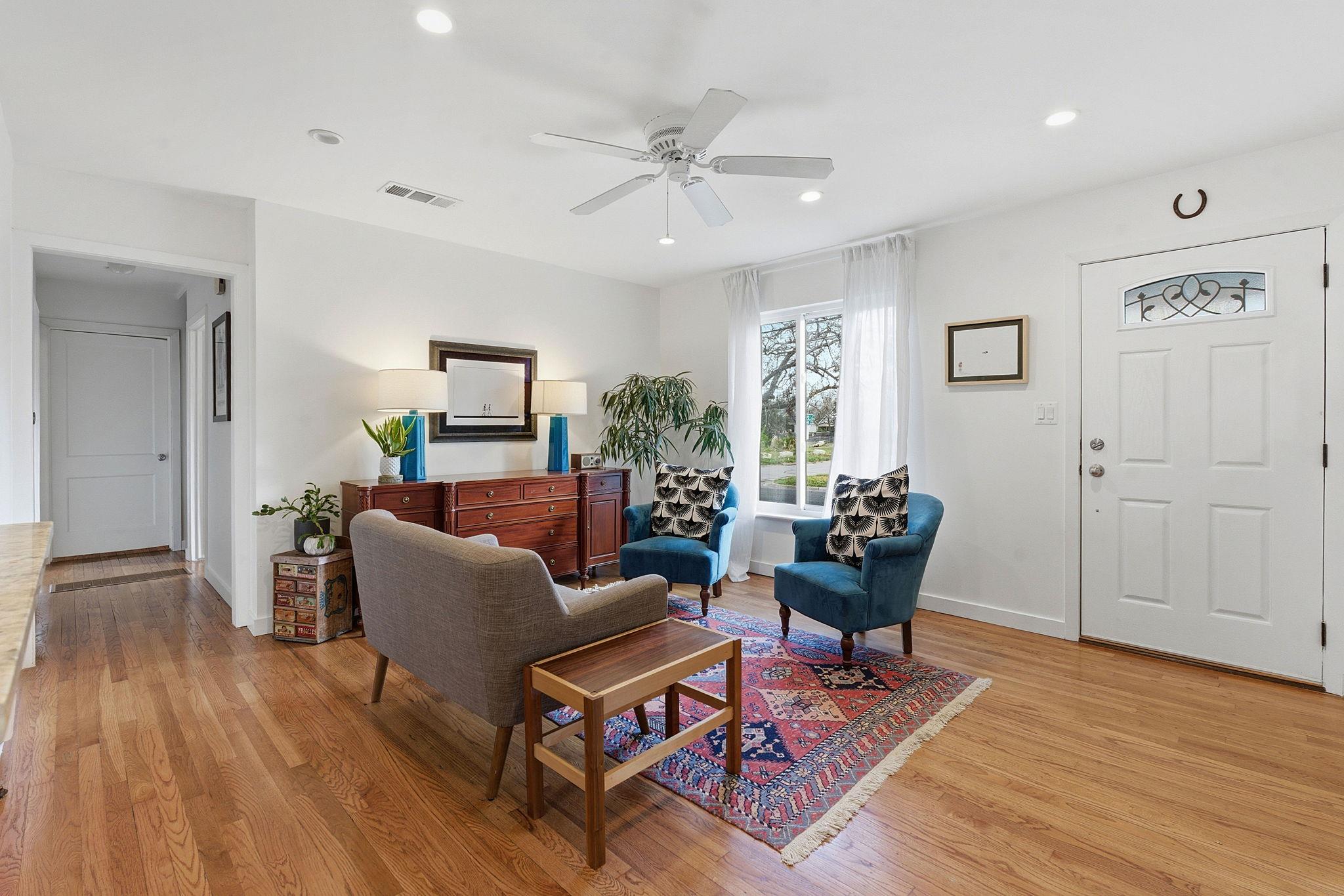 912 E 55th 1/2 Street Austin TX 78751